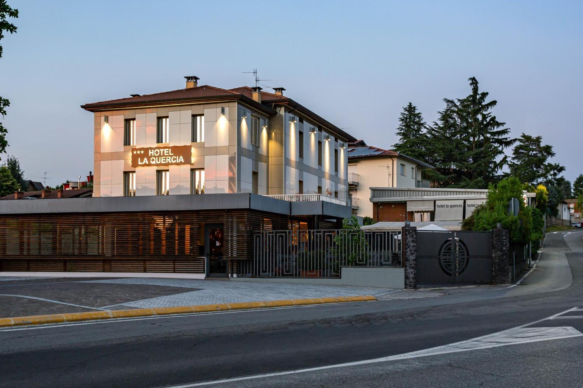 Hotel La Quercia Mozzo Exterior foto